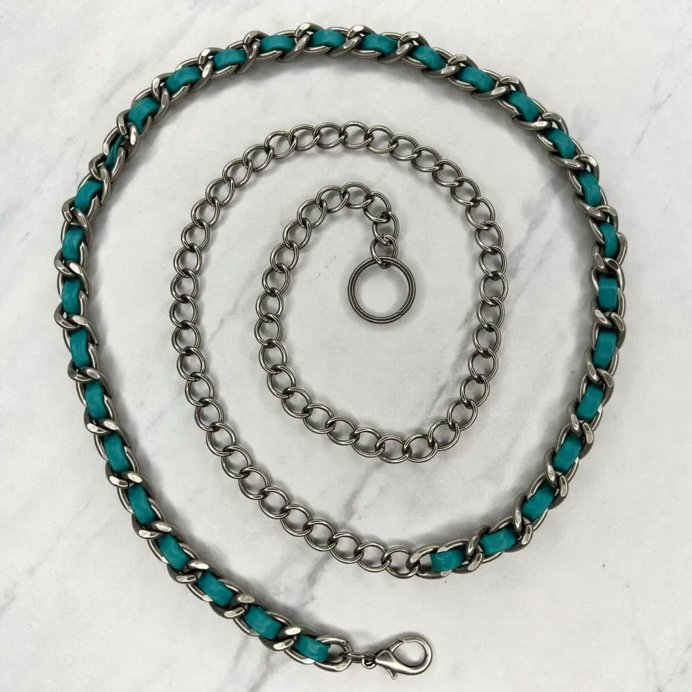 Silver Tone Faux Leather Woven Chain Link Belt Y2K One Size (OS) ✨